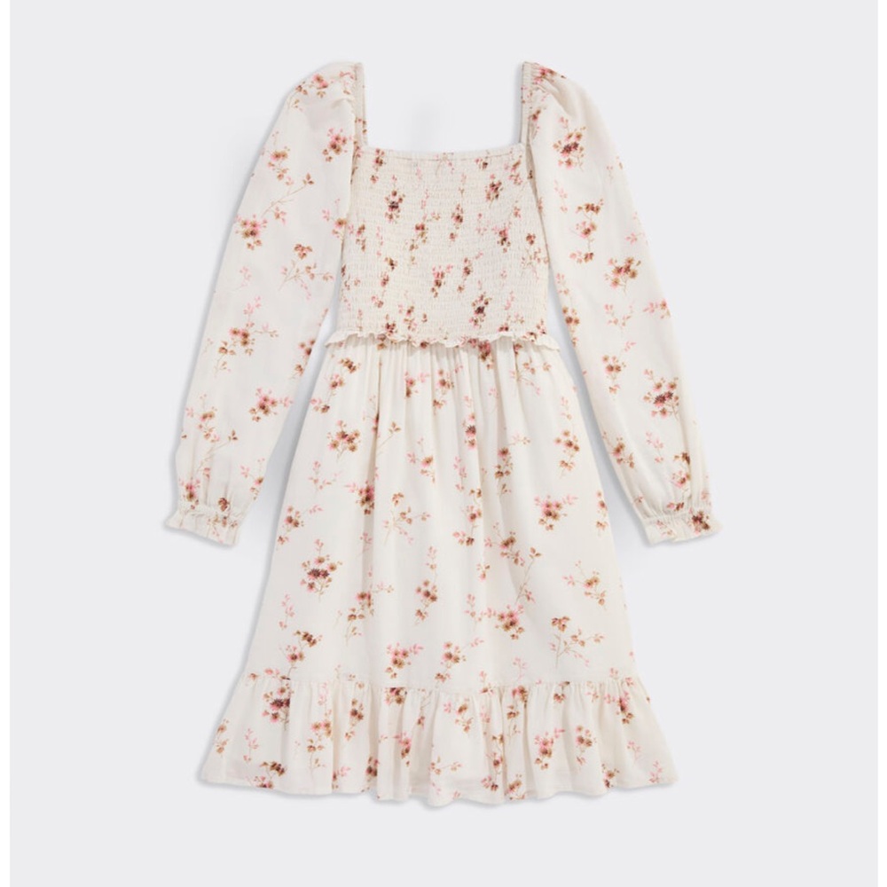 Vineyard Vines Girls’ Lena Smocked dress